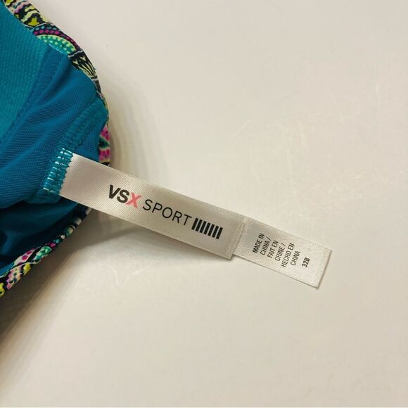 Victoria’s Secret VSX Sport Bra Teal Pink Geometric Print Crossback Size‎ 32B - Picture 7 of 8